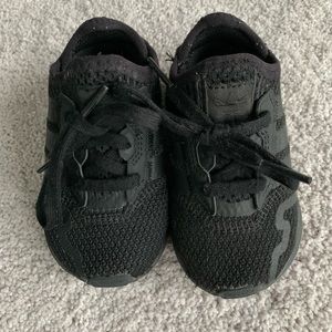 Adidas Swift Run X1 - size 5